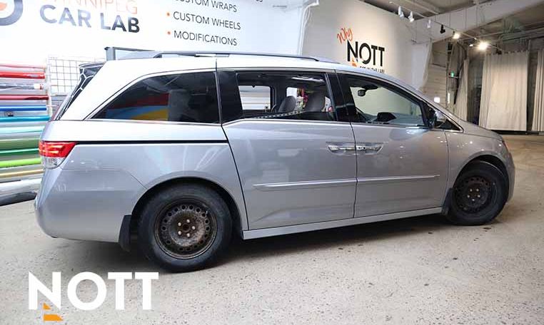 2016 HONDA ODYSSEY TOURING ONE OWNER | LOW KM | FAMILY VAN