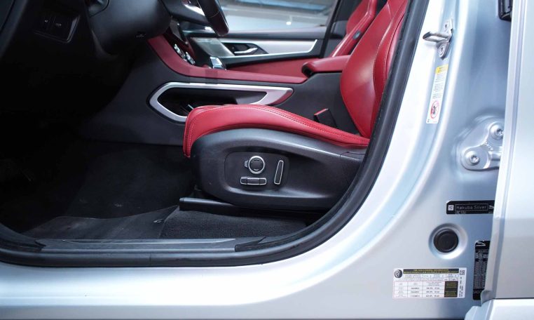 2021 JAGUAR F-Pace P400 R-DYNAMIC S | Meridian Sound | Apple CarPlay