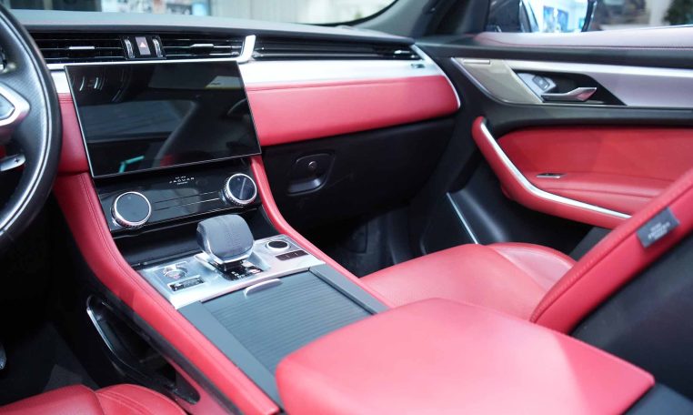 2021 JAGUAR F-Pace P400 R-DYNAMIC S | Meridian Sound | Apple CarPlay