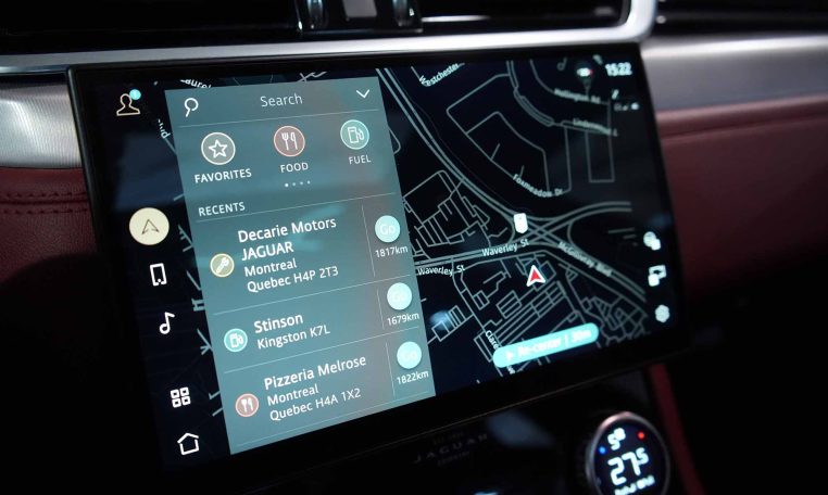 2021 JAGUAR F-Pace P400 R-DYNAMIC S | Meridian Sound | Apple CarPlay