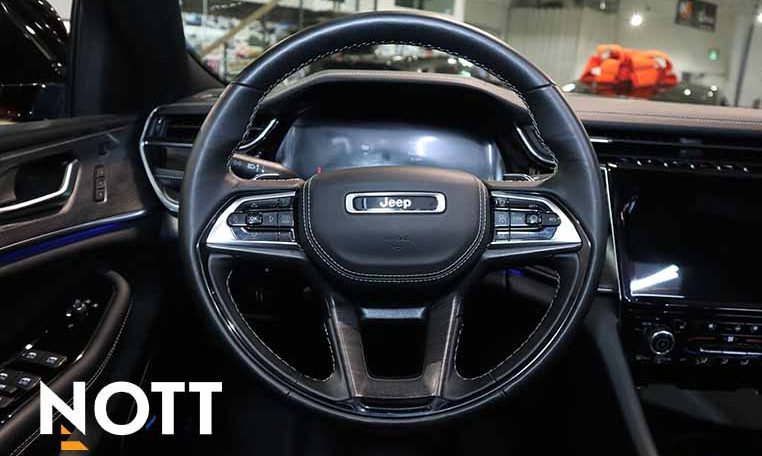 2023 JEEP GRAND CHEROKEE OVERLAND Low KMs | Fully Loaded