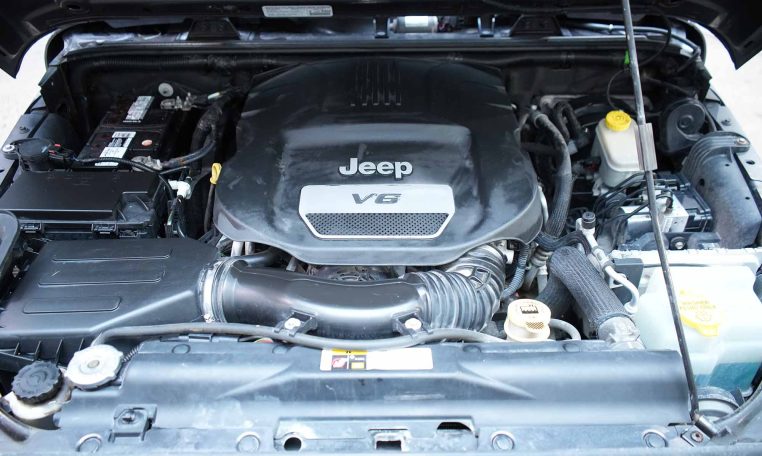 2014 JEEP WRANGLER  UNLIMITED SPORT | Automatic