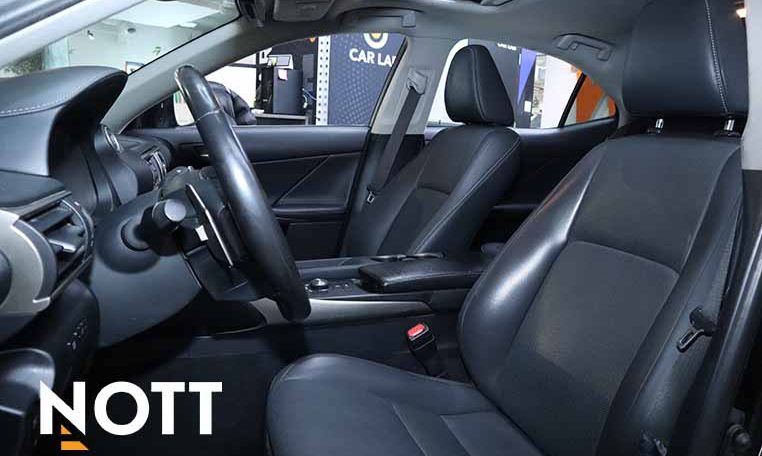 2020 LEXUS IS 300 | No Accidents