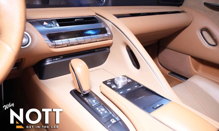 2018 LEXUS LC500 | V8