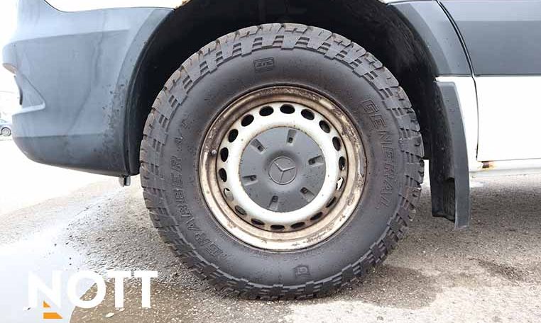 2014 MERCEDES-BENZ SPRINTER 2500 | $8000 IN SHELVING | MAINTENANCE PACKAGE | LOCAL | HEATED SEATS