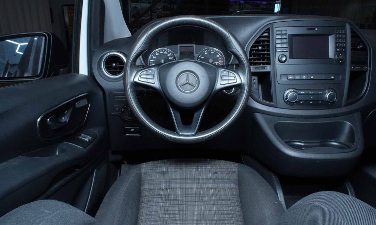 2016 MERCEDES-BENZ METRIS  WB 126 | Low KM's | 8 Passenger Seating | 2 Sets of Tires