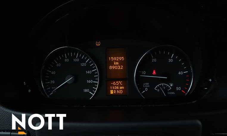 2014 MERCEDES-BENZ SPRINTER 2500 | $8000 IN SHELVING | MAINTENANCE PACKAGE | LOCAL | HEATED SEATS