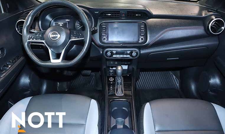 2024 NISSAN KICKS SR | 2 SETS OF WHEELS | LOCAL MB