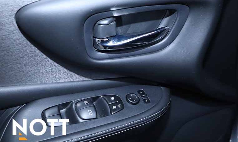 2020 NISSAN MURANO SV