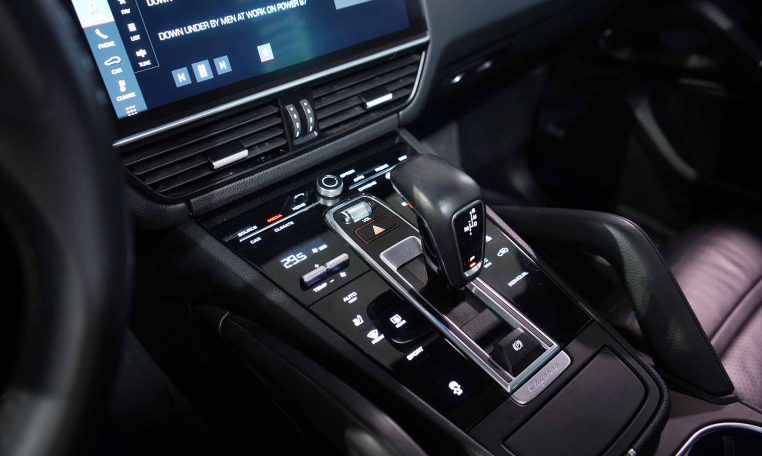 2020 PORSCHE Cayenne | All-Wheel Drive