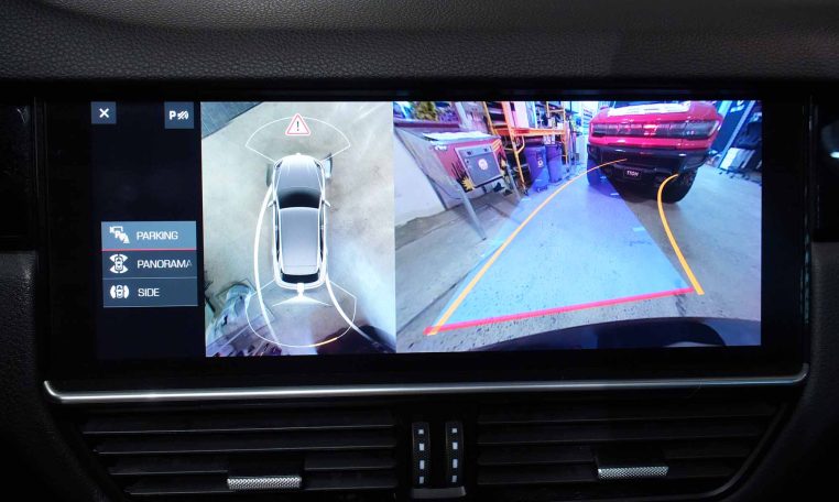 2020 PORSCHE Cayenne | All-Wheel Drive