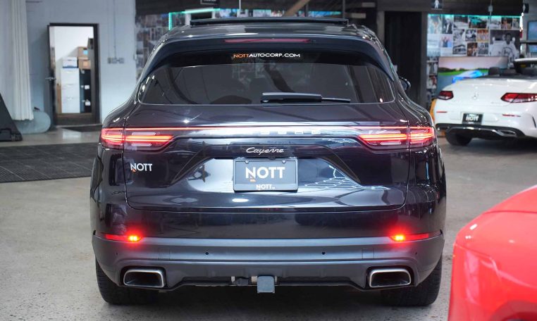 2020 PORSCHE Cayenne | All-Wheel Drive