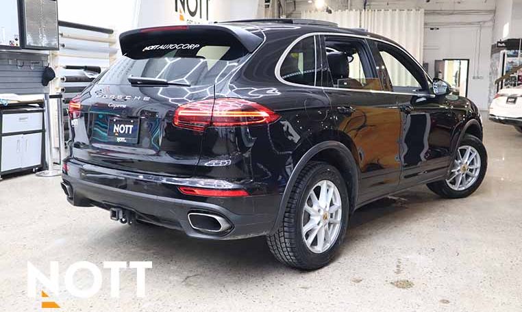 2016 PORSCHE Cayenne LOCAL | ONE OWNER