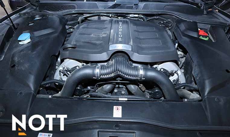 2016 PORSCHE Cayenne GTS Red Interior | Twin Turbo | AWD | Loaded