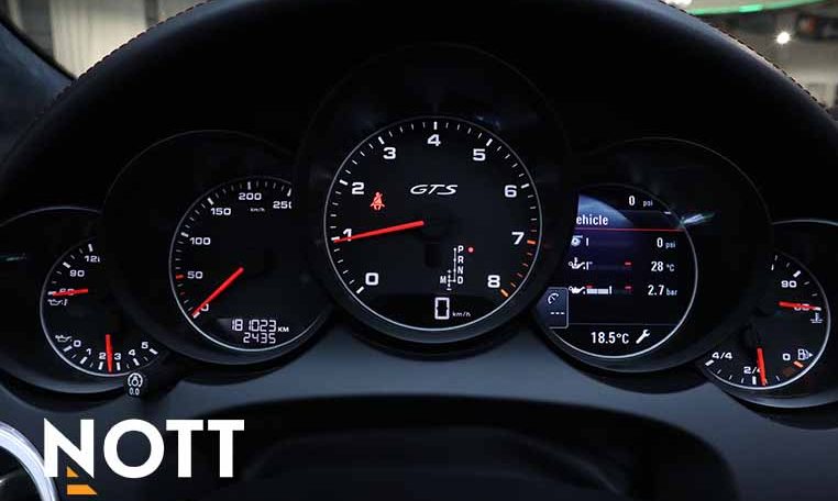 2016 PORSCHE Cayenne GTS Red Interior | Twin Turbo | AWD | Loaded