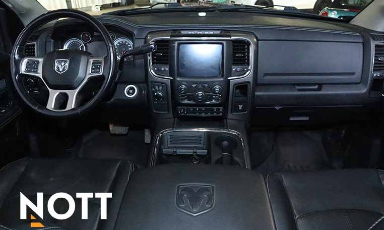 2018 RAM 3500 LARAMIE CREW CAB