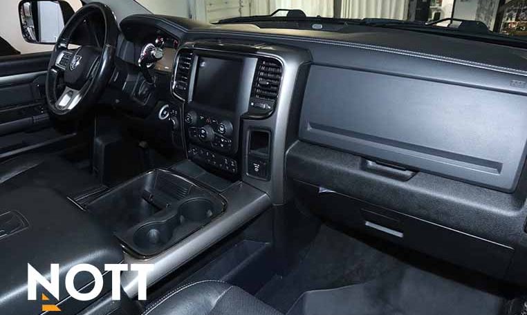 2018 RAM 3500 LARAMIE CREW CAB