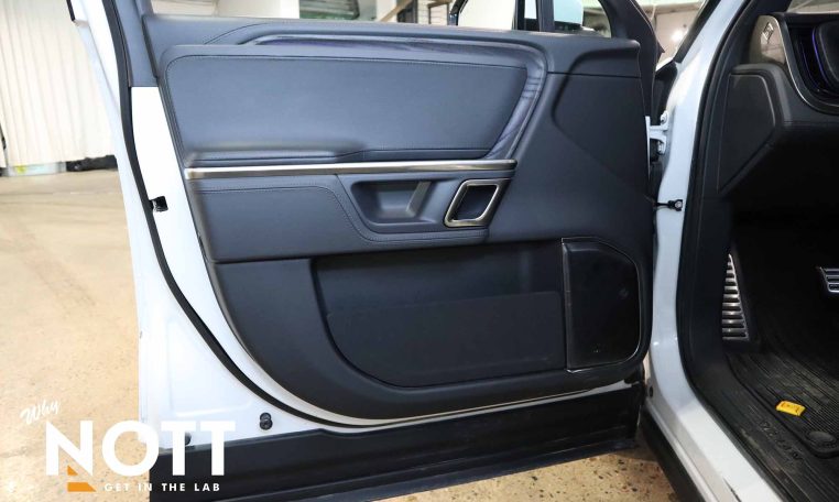 2023 RIVIAN R1T Adventure Quad-Motor Large Pack | Large Pack