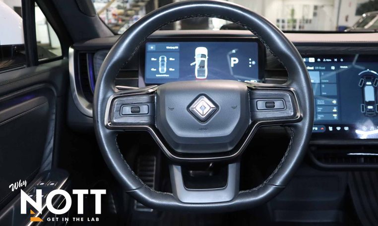 2023 RIVIAN R1T Adventure Quad-Motor Large Pack | Large Pack