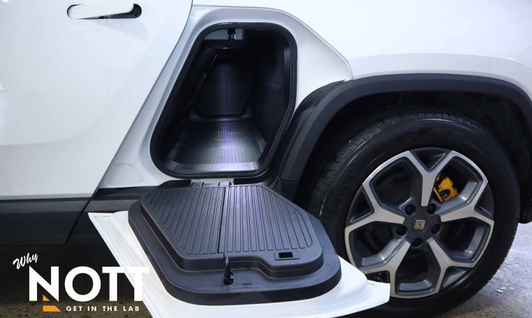 2023 RIVIAN R1T Adventure Quad-Motor Large Pack | Large Pack