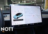 2021 TESLA MODEL 3 LONG RANGE | Wireless Phone Charging