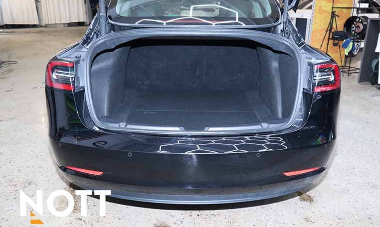 2021 TESLA MODEL 3 LONG RANGE | Wireless Phone Charging