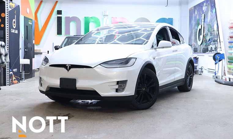 2020 TESLA Model X LONG RANGE
