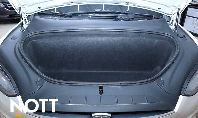 2020 TESLA Model X LONG RANGE