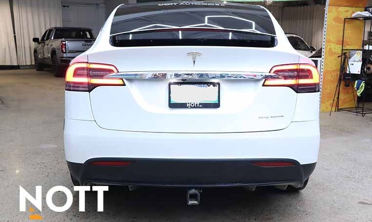 2020 TESLA Model X LONG RANGE