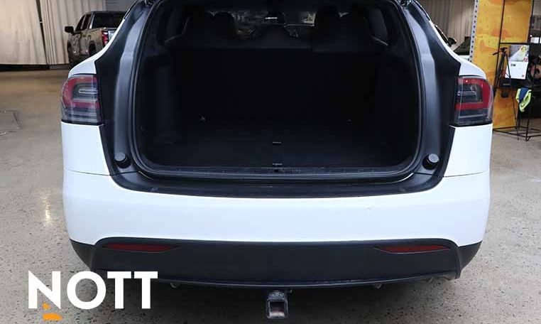 2020 TESLA Model X LONG RANGE