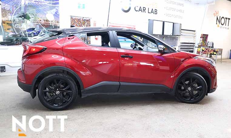 2021 TOYOTA CHR XLE PREMIUM | NO ACCIDENTS | LOCAL MB VEHICLE | TWO SETS OF WHEELS