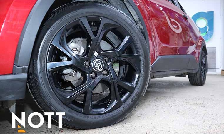 2021 TOYOTA CHR XLE PREMIUM | NO ACCIDENTS | LOCAL MB VEHICLE | TWO SETS OF WHEELS