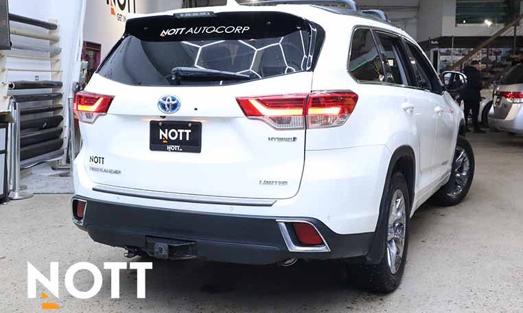 2019 TOYOTA HIGHLANDER HYBRID LIMITED | 7-Passenger | Hybrid | No accidents | New Front Brakes