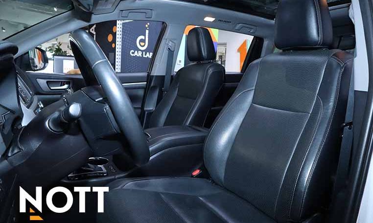 2019 TOYOTA HIGHLANDER HYBRID LIMITED | 7-Passenger | Hybrid | No accidents | New Front Brakes