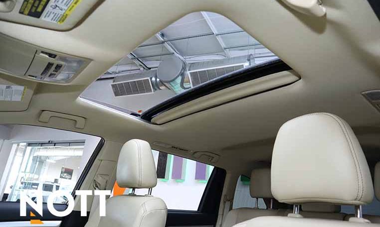 2019 TOYOTA HIGHLANDER XLE | Low Mileage | No Accidents