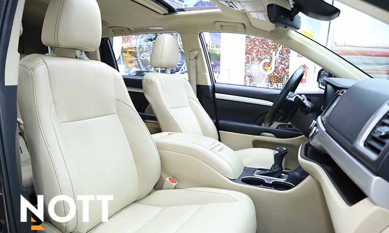 2019 TOYOTA HIGHLANDER XLE | Low Mileage | No Accidents