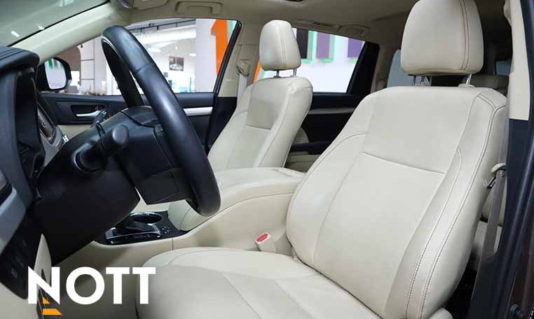 2019 TOYOTA HIGHLANDER XLE | Low Mileage | No Accidents