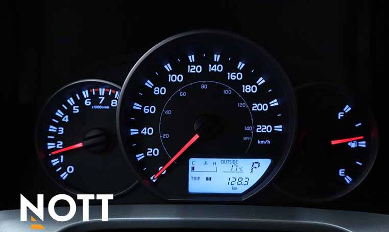 2016 TOYOTA RAV-4 LE 2 Sets of Tires | Remote Start