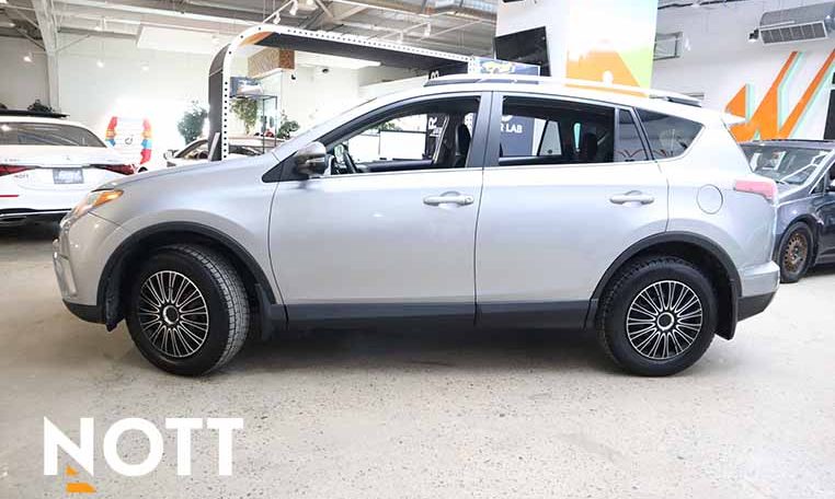 2016 TOYOTA RAV-4 LE 2 Sets of Tires | Remote Start