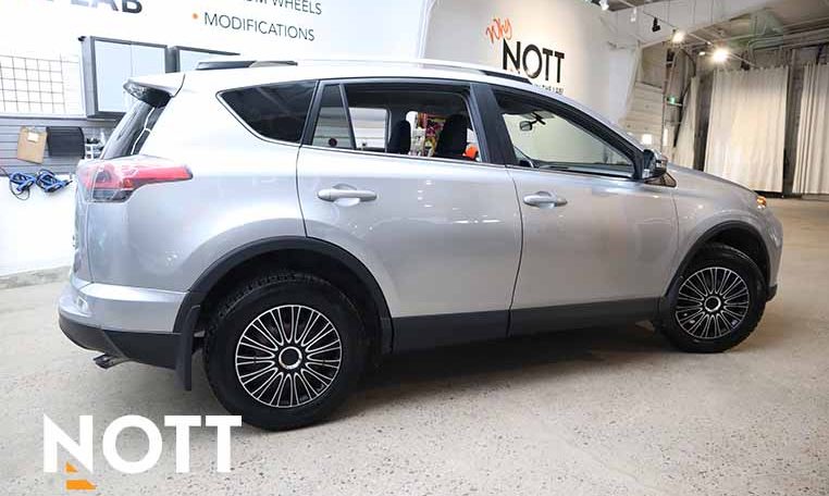 2016 TOYOTA RAV-4 LE 2 Sets of Tires | Remote Start