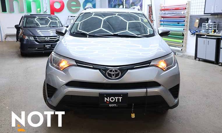 2016 TOYOTA RAV-4 LE 2 Sets of Tires | Remote Start