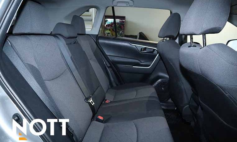 2019 TOYOTA RAV-4 LE | TWO SETS OF WHEELS | LOW KM