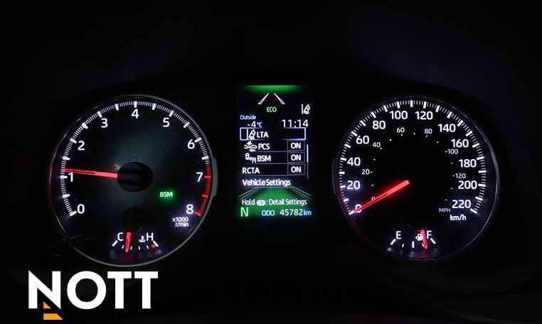 2019 TOYOTA RAV-4 LE | TWO SETS OF WHEELS | LOW KM