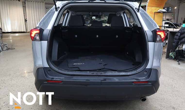 2019 TOYOTA RAV-4 LE | TWO SETS OF WHEELS | LOW KM