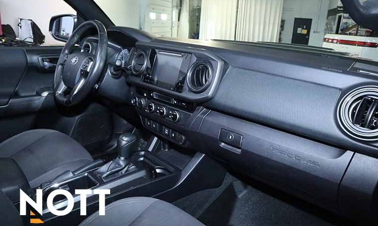 2017 TOYOTA TACOMA  TRD LOCAL