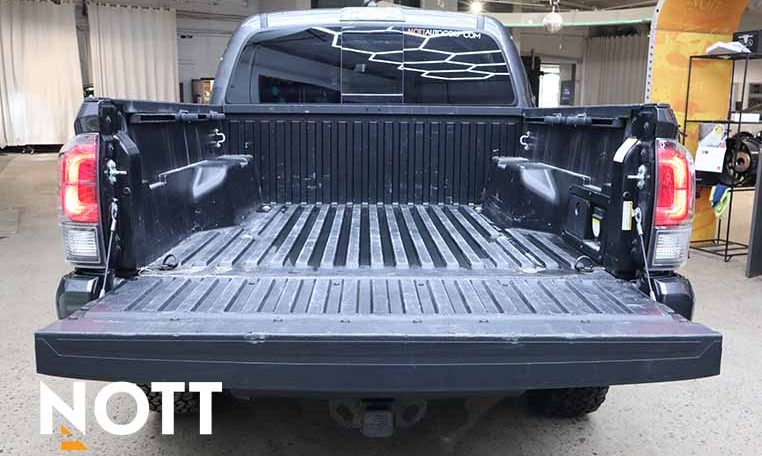 2023 TOYOTA TACOMA TRD PRO | Manual | No Accidents