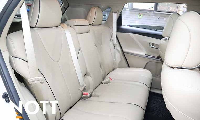 2016 TOYOTA Venza LIMITED | LOCAL | ONE-OWNER