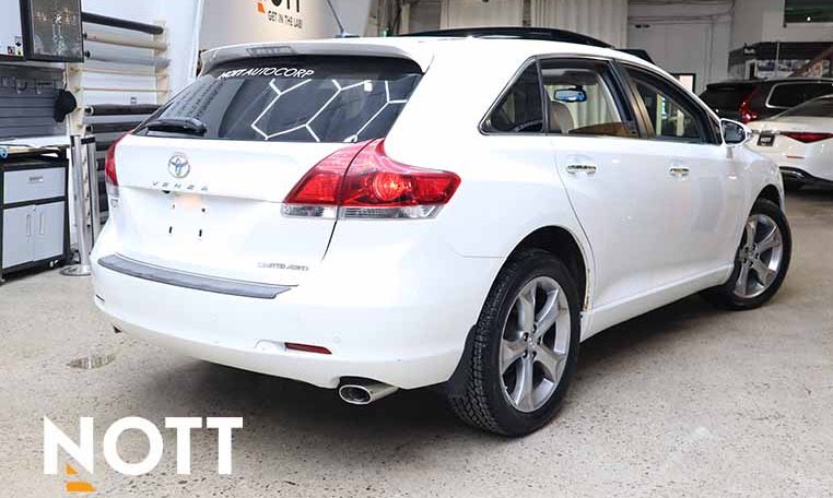 2016 TOYOTA Venza LIMITED | LOCAL | ONE-OWNER