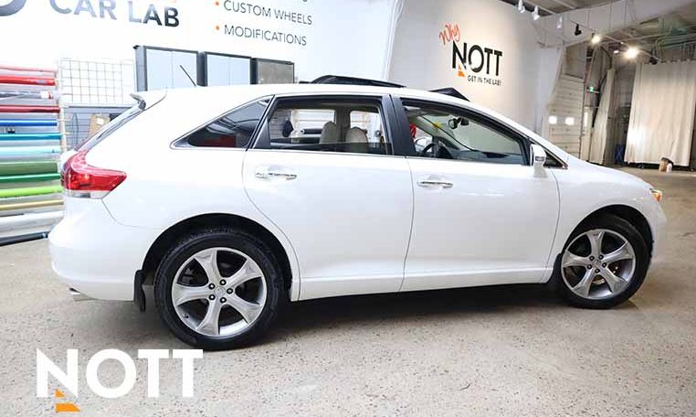 2016 TOYOTA Venza LIMITED | LOCAL | ONE-OWNER