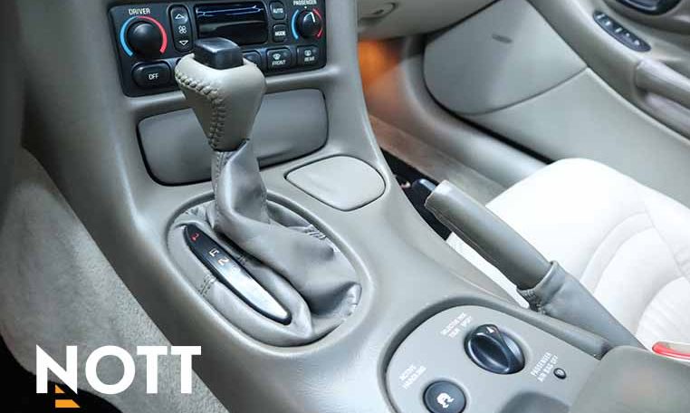 2003 CHEVROLET CORVETTE 50th ANNIVERSARY LOW KMs | NO ACCIDENTS